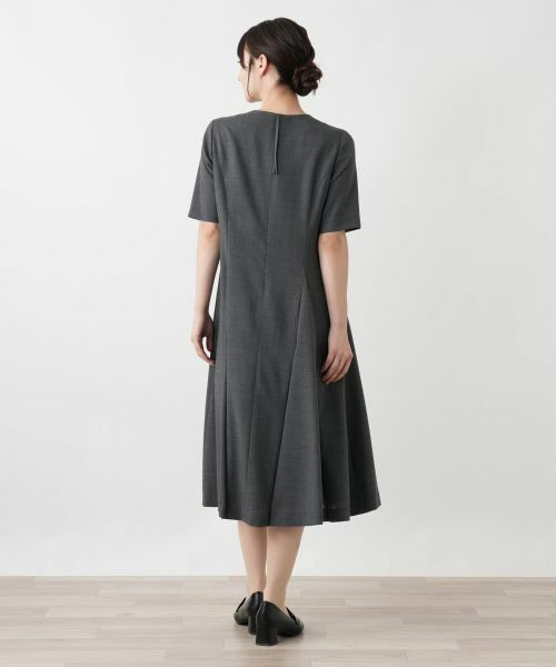 Leilian / レリアン ドレス | クルーネックフレアワンピース | 詳細6