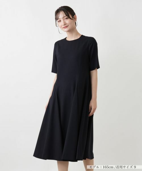 Leilian / レリアン ドレス | クルーネックフレアワンピース(ネイビー)