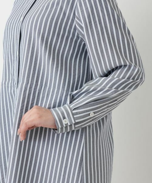 Leilian / レリアン シャツ・ブラウス | ストライプブラウジングブラウス【ROCHAS Premiere】 | 詳細16