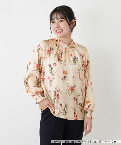 Leilian / レリアン シャツ・ブラウス | プリントフリルカラーブラウス【ROCHAS Premiere】（ベージュ）