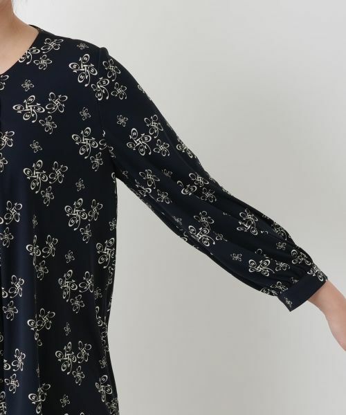 Leilian / レリアン シャツ・ブラウス | プリントギャザーブラウス【ROCHAS Premiere】 | 詳細14