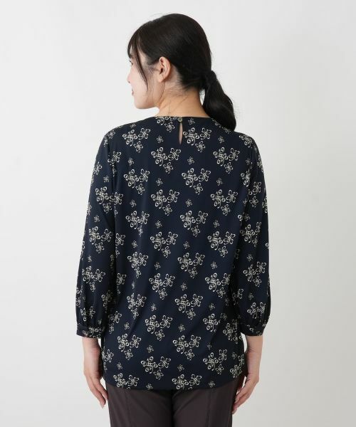 Leilian / レリアン シャツ・ブラウス | プリントギャザーブラウス【ROCHAS Premiere】 | 詳細6