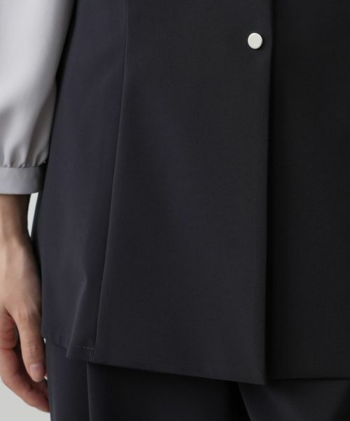 Leilian / レリアン テーラードジャケット | バックシャーリングVネックベスト | 詳細14