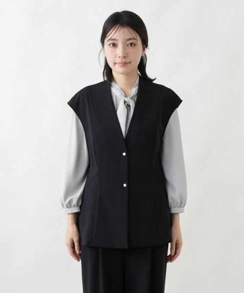 Leilian / レリアン テーラードジャケット | バックシャーリングVネックベスト | 詳細5