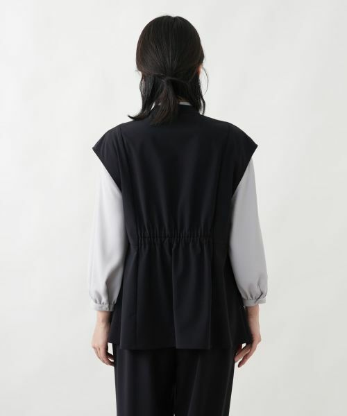 Leilian / レリアン テーラードジャケット | バックシャーリングVネックベスト | 詳細7