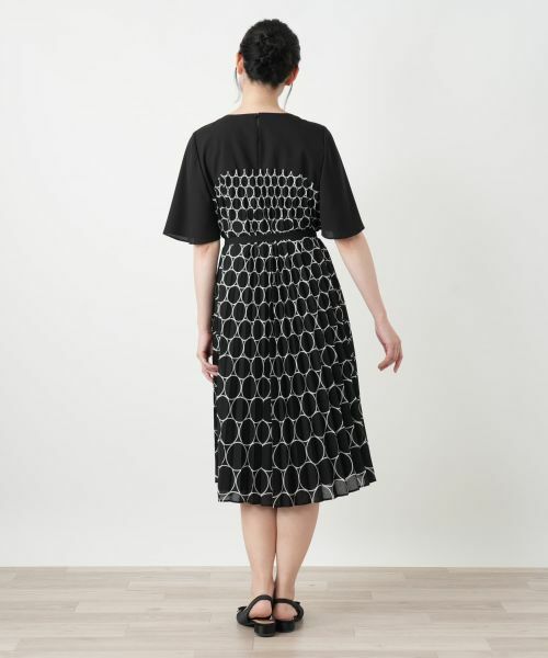 Leilian / レリアン ドレス | 洗えるプリーツワンピース【2026_4月カタログ】 | 詳細9