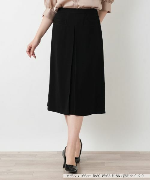 Leilian / レリアン ミニ・ひざ丈スカート | インバーテッドプリーツスカート（ブラック）