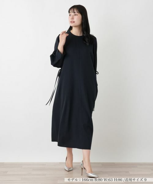 Leilian / レリアン ドレス | サイドコードボリュームワンピース（ネイビー）