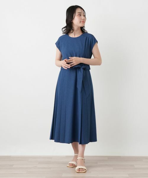 Leilian / レリアン ドレス | サイドプリーツワンピース【大妻女子大学コラボ商品】 | 詳細1