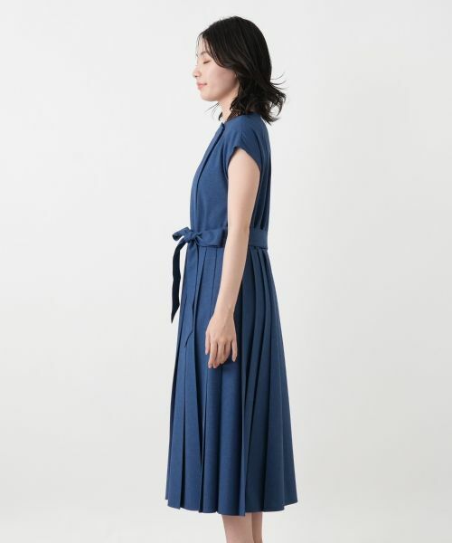 Leilian / レリアン ドレス | サイドプリーツワンピース【大妻女子大学コラボ商品】 | 詳細6