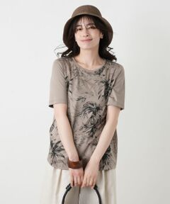 Leilian / レリアン Tシャツ | プリントクルーネックTシャツ【ROCHAS Premiere】