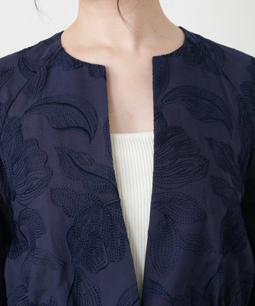 Leilian / レリアン テーラードジャケット | ボタニカル刺繍ノーカラージャケット【ROCHAS Premiere】 | 詳細12