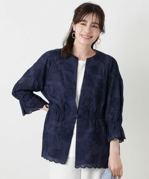 Leilian / レリアン テーラードジャケット | ボタニカル刺繍ノーカラージャケット【ROCHAS Premiere】（ネイビー系）