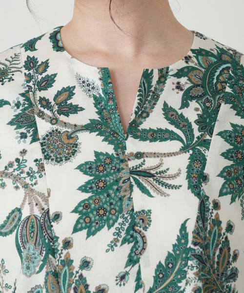 Leilian / レリアン シャツ・ブラウス | ペイズリー柄キーネックブラウス【ROCHAS Premiere】【RATTI】 | 詳細13