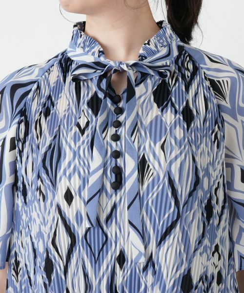 Leilian / レリアン シャツ・ブラウス | 幾何学柄プリーツ切替ブラウス【ROCHAS Premiere】 | 詳細10