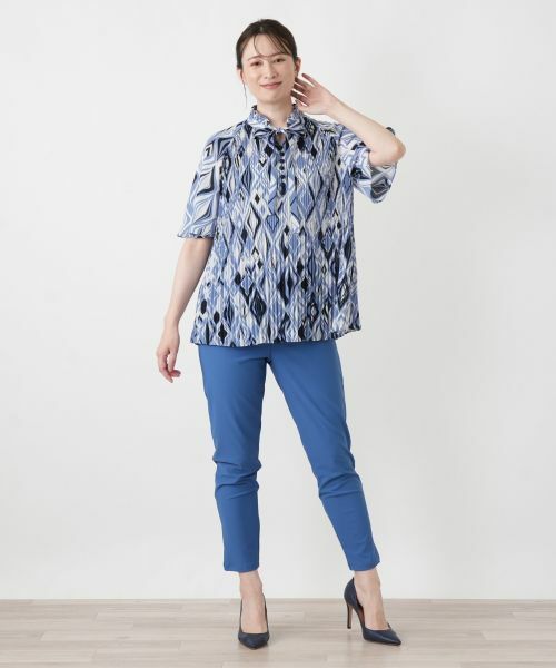 Leilian / レリアン シャツ・ブラウス | 幾何学柄プリーツ切替ブラウス【ROCHAS Premiere】 | 詳細4