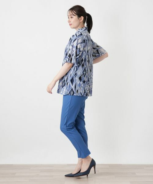 Leilian / レリアン シャツ・ブラウス | 幾何学柄プリーツ切替ブラウス【ROCHAS Premiere】 | 詳細5