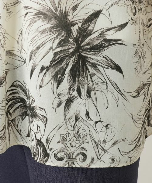 Leilian / レリアン シャツ・ブラウス | プリントVネックブラウス【ROCHAS Premiere】 | 詳細15