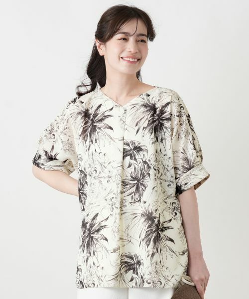 Leilian / レリアン シャツ・ブラウス | プリントVネックブラウス【ROCHAS Premiere】 | 詳細2