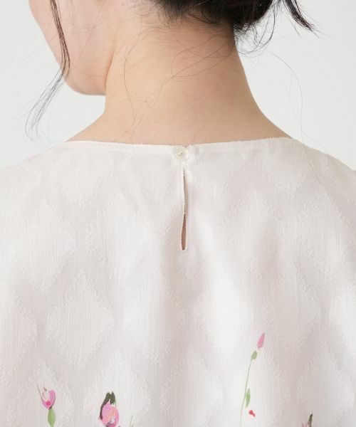 Leilian / レリアン シャツ・ブラウス | フラワー柄タックギャザーブラウス【ROCHAS Premiere】 | 詳細13