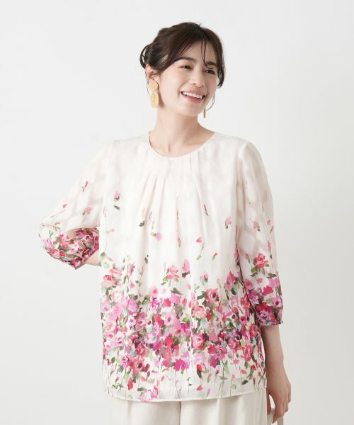 Leilian / レリアン シャツ・ブラウス | フラワー柄タックギャザーブラウス【ROCHAS Premiere】（レッド）