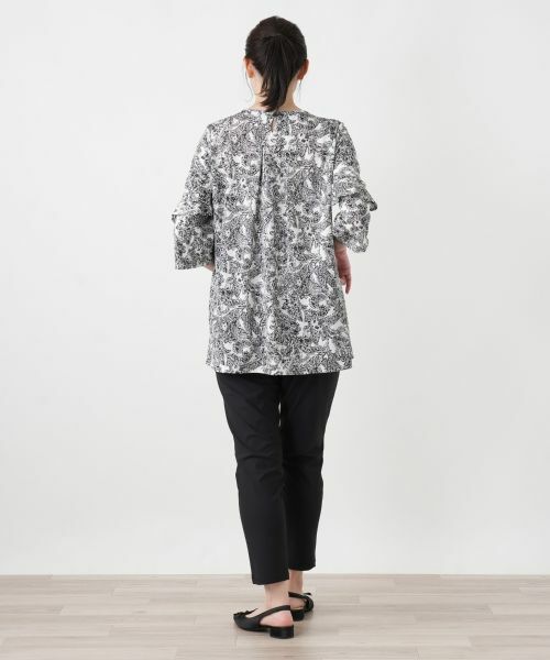 Leilian / レリアン シャツ・ブラウス | ペイズリー柄タックブラウス | 詳細3