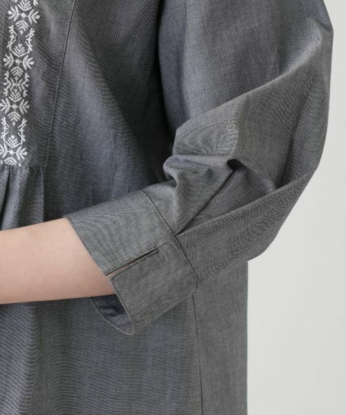 Leilian / レリアン シャツ・ブラウス | 刺繍バンドカラーブラウス | 詳細13