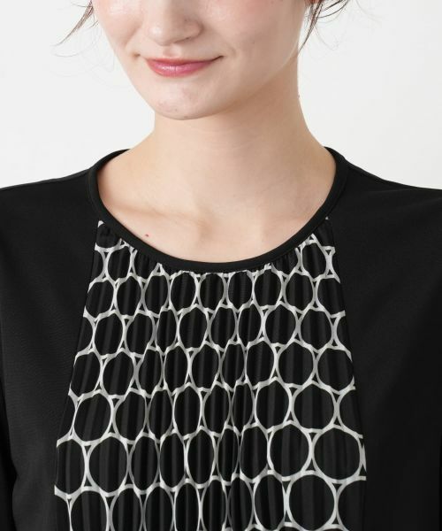 Leilian / レリアン カットソー | 幾何学柄プリーツ切替カットソー | 詳細10