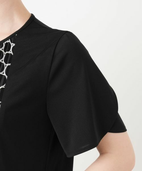 Leilian / レリアン カットソー | 幾何学柄プリーツ切替カットソー | 詳細12