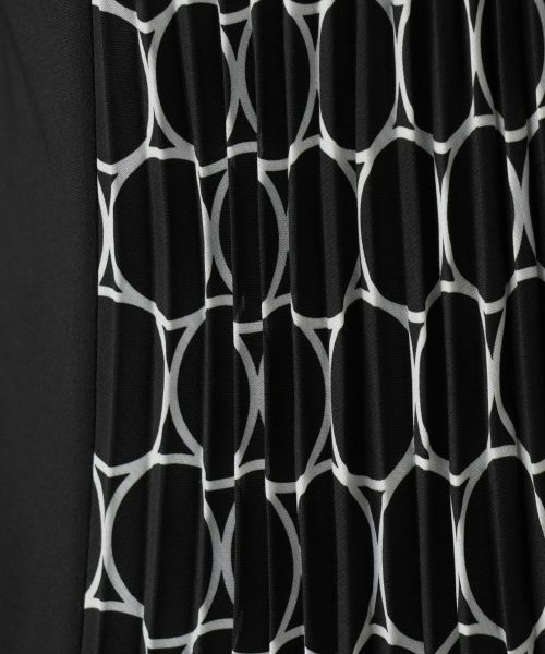 Leilian / レリアン カットソー | 幾何学柄プリーツ切替カットソー | 詳細14