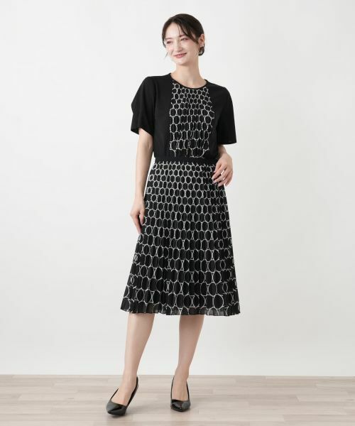 Leilian / レリアン カットソー | 幾何学柄プリーツ切替カットソー | 詳細4