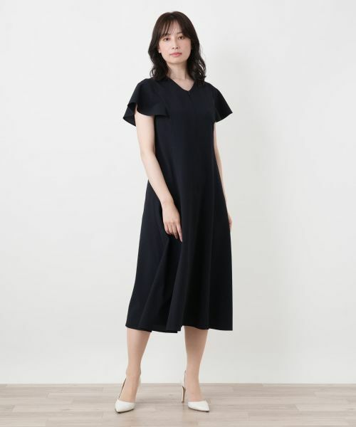 Leilian / レリアン ドレス | Vネックフレアワンピース | 詳細1