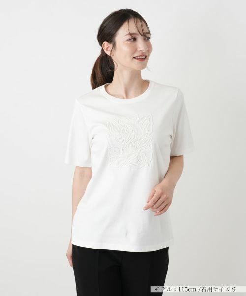 Leilian / レリアン カットソー | 刺繍クルーネックTシャツ【MUSE BY ROCHAS Premiere】（アイボリー）