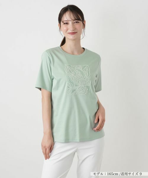 Leilian / レリアン カットソー | 刺繍クルーネックTシャツ【MUSE BY ROCHAS Premiere】（グリーン）