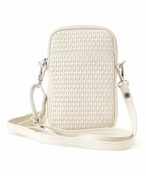 Leilian / レリアン メッセンジャーバッグ・ウエストポーチ | 編み込みショルダーバッグ（アイボリー）