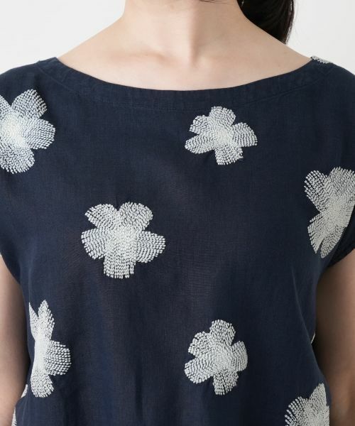 Leilian / レリアン シャツ・ブラウス | 花柄刺繍フレンチスリーブブラウス【ROSSO35】 | 詳細10