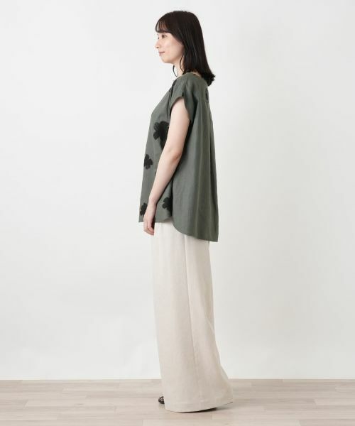 Leilian / レリアン シャツ・ブラウス | 花柄刺繍フレンチスリーブブラウス【ROSSO35】 | 詳細2