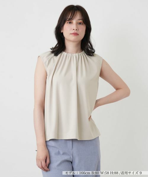 Leilian / レリアン カットソー | ノースリーブギャザーブラウス（ライトベージュ）