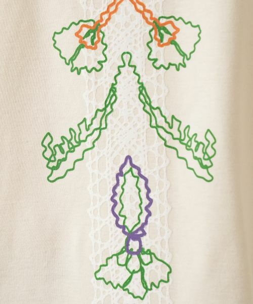 Leilian / レリアン Tシャツ | 刺繍風レースプリントVネックTシャツ【MUSE BY ROCHAS Premiere】 | 詳細12