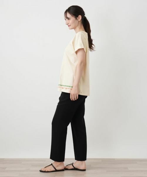 Leilian / レリアン Tシャツ | 刺繍風レースプリントVネックTシャツ【MUSE BY ROCHAS Premiere】 | 詳細2