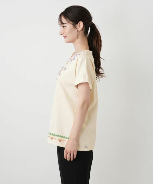 Leilian / レリアン Tシャツ | 刺繍風レースプリントVネックTシャツ【MUSE BY ROCHAS Premiere】 | 詳細5