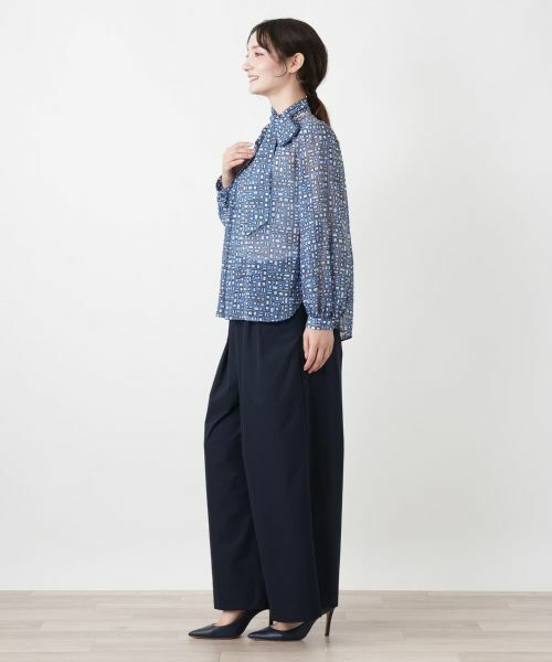 Leilian / レリアン シャツ・ブラウス | スカーフタイ幾何学柄ブラウス【Leilian WHITE LABEL】 | 詳細2