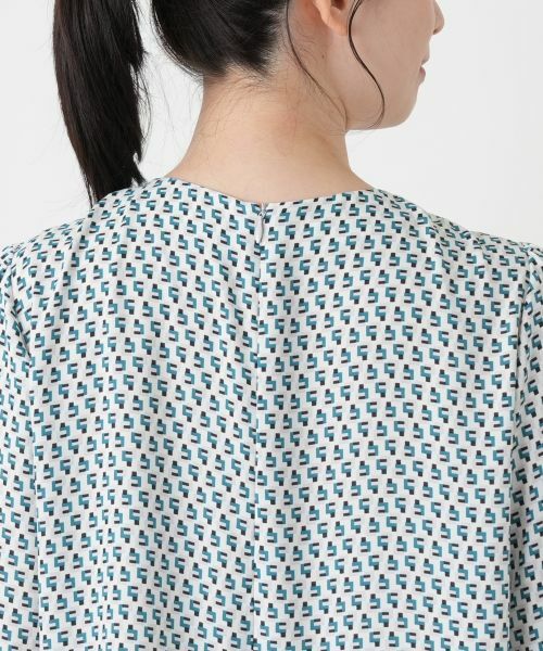 Leilian / レリアン シャツ・ブラウス | 幾何学柄ギャザーブラウス | 詳細12