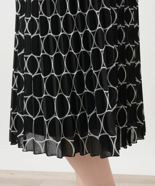 Leilian / レリアン ロング・マキシ丈スカート | 幾何学柄プリーツスカート【Leilian WHITE LABEL】 | 詳細9