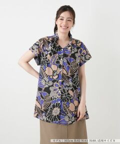 Leilian / レリアン シャツ・ブラウス | 花柄アシンメトリーカラーブラウス