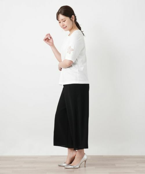 Leilian / レリアン Tシャツ | 刺繍クルーネックカットソー【Leilian WHITE LABEL】 | 詳細5