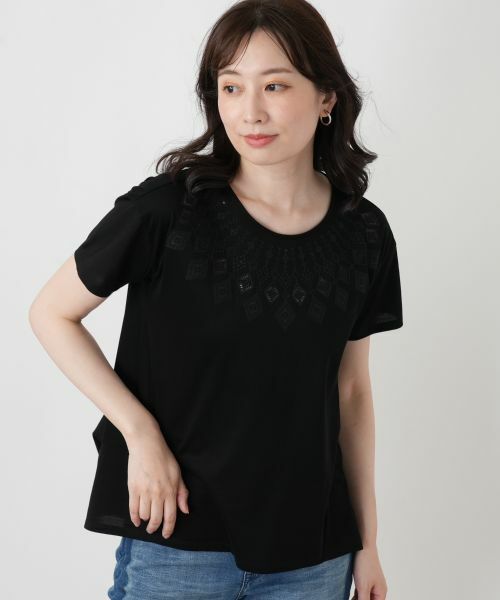 Leilian / レリアン カットソー | 刺繍クルーネックカットソー | 詳細1