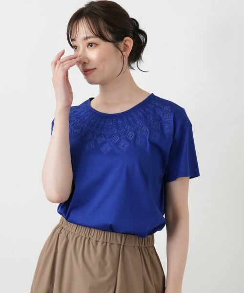 Leilian / レリアン カットソー | 刺繍クルーネックカットソー | 詳細17
