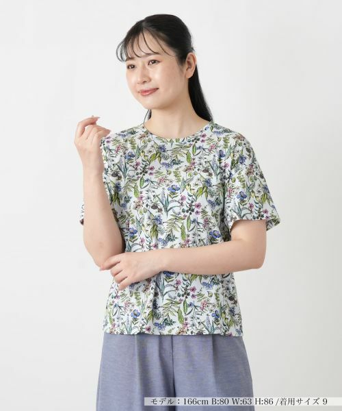 Leilian / レリアン Tシャツ | 小花柄クルーネックカットソー【Leilian WHITE LABEL】(サックスブルー)