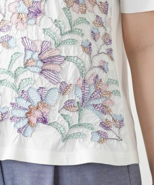 Leilian / レリアン Tシャツ | 花柄刺繍クルーネックカットソー【Leilian WHITE LABEL】 | 詳細13